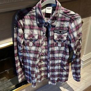 Harley-Davidson medium button down. Worn twice. In excellent condition.
